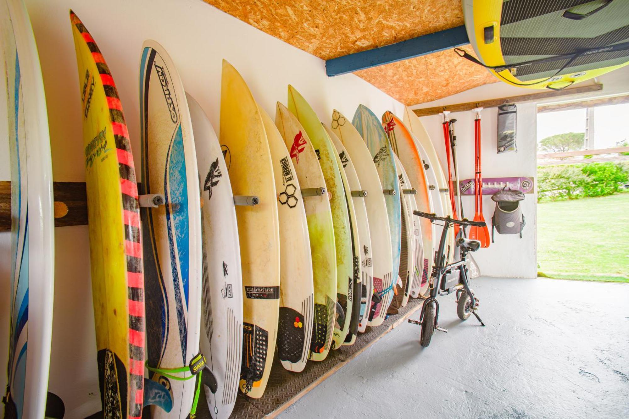 H.A.N.D Surf Hostel 랑그레 외부 사진