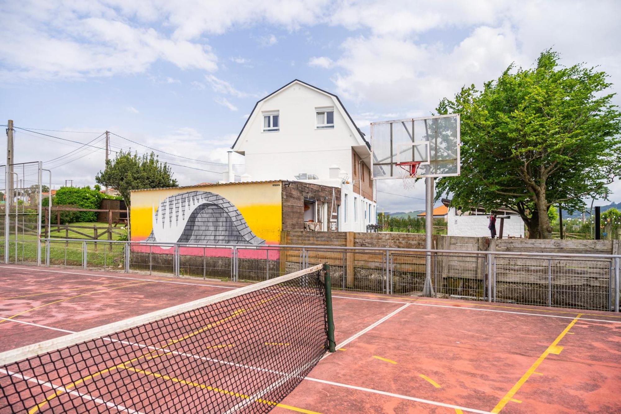 H.A.N.D Surf Hostel 랑그레 외부 사진