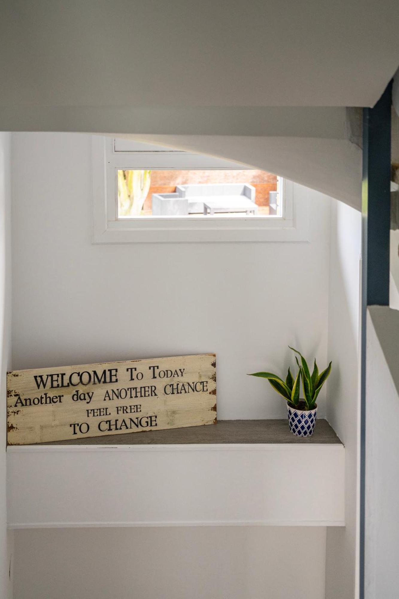 H.A.N.D Surf Hostel 랑그레 외부 사진