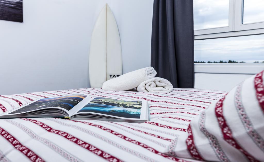 H.A.N.D Surf Hostel 랑그레 외부 사진